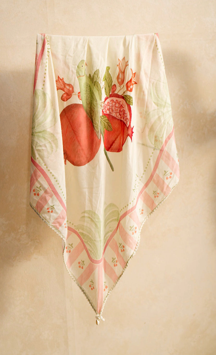 Rouge Pomme   Scarf