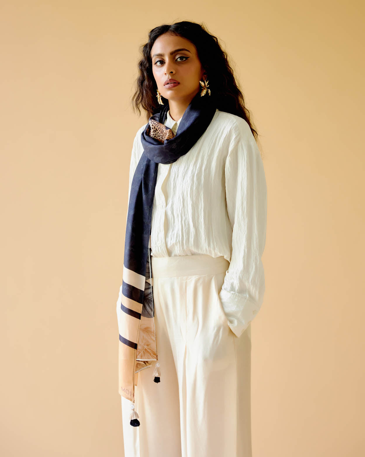 Pride of the wild stole