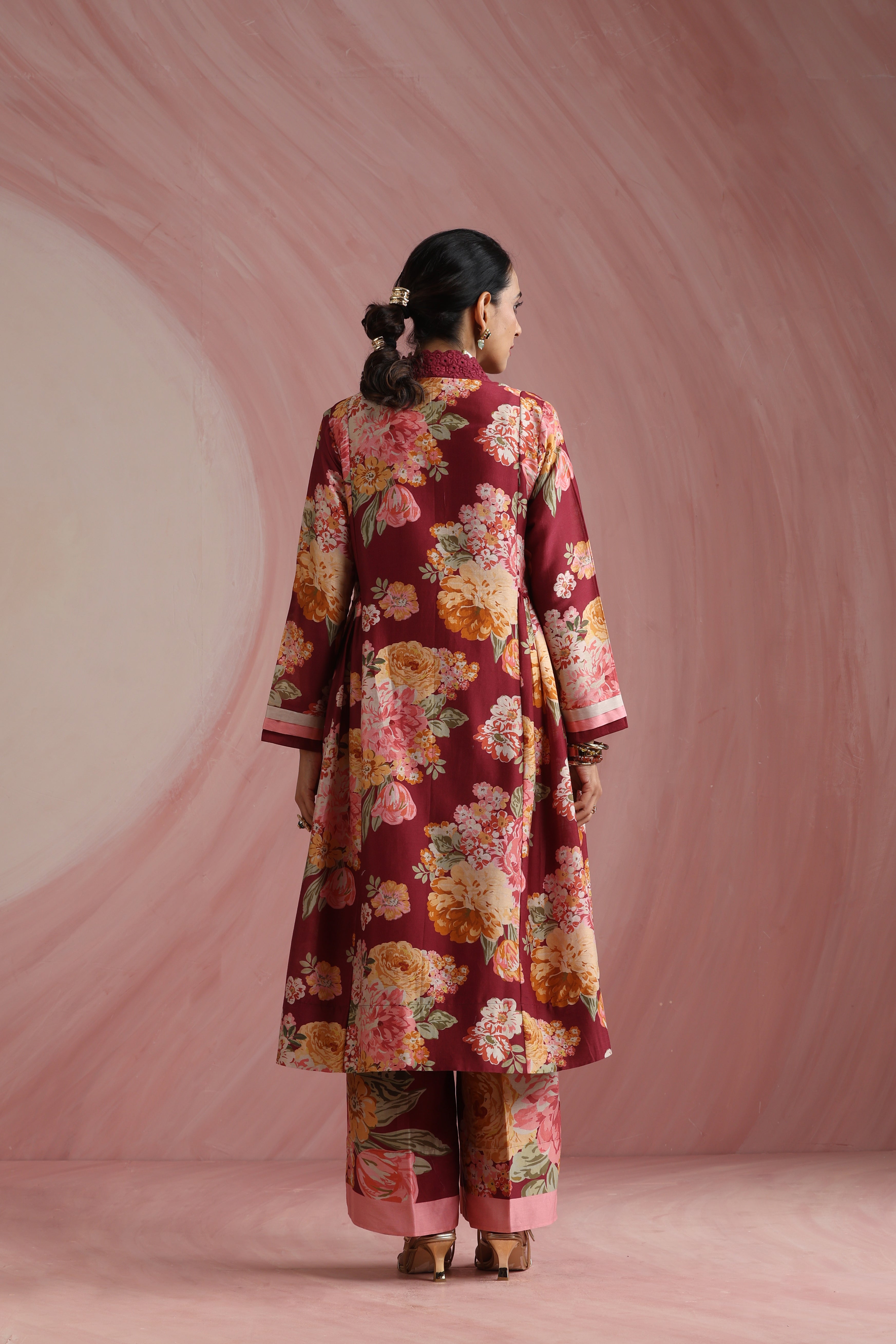 The Maharani Bagh Side Gathered Kurta Set