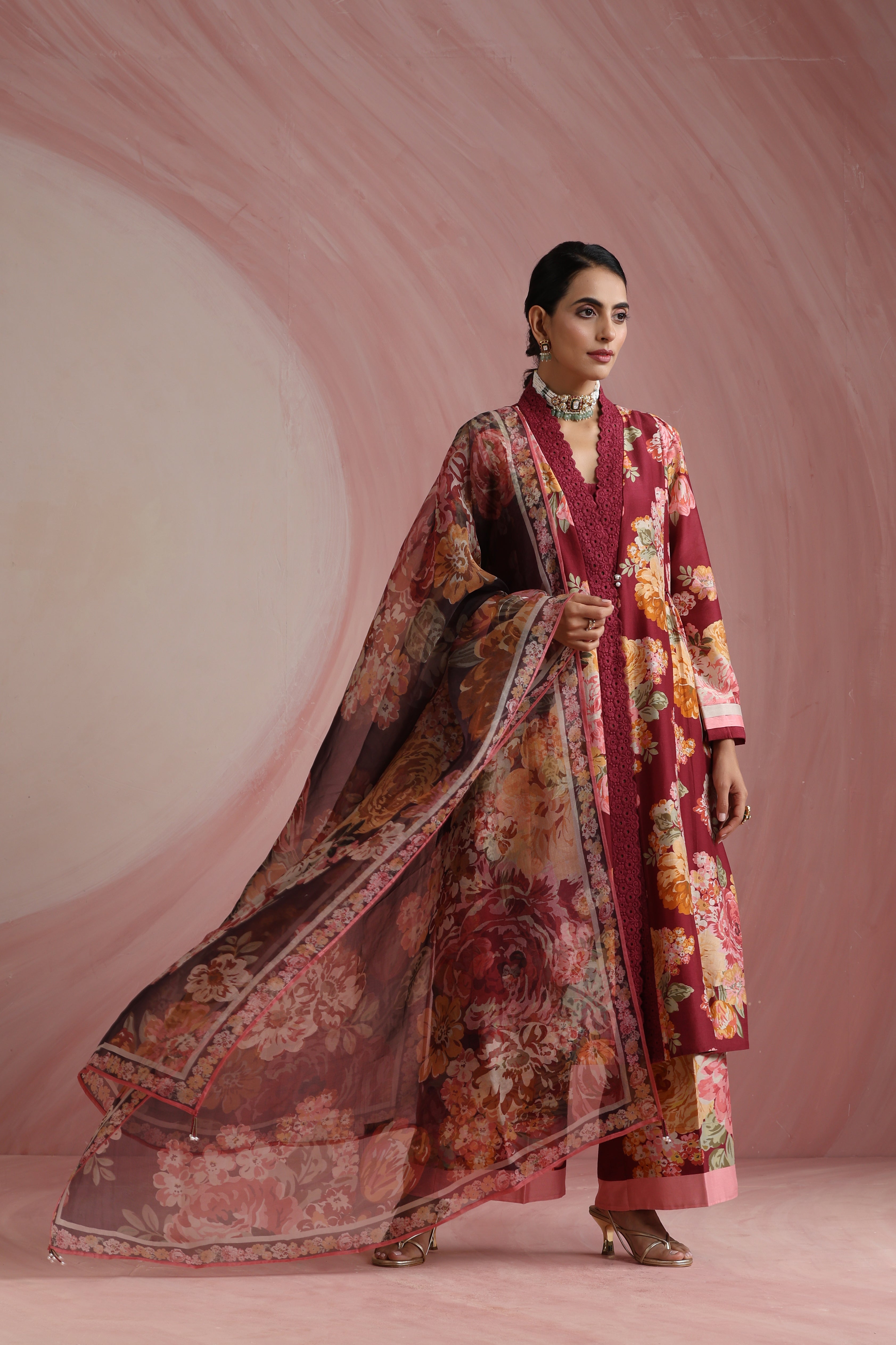 The Maharani Bagh Side Gathered Kurta Set