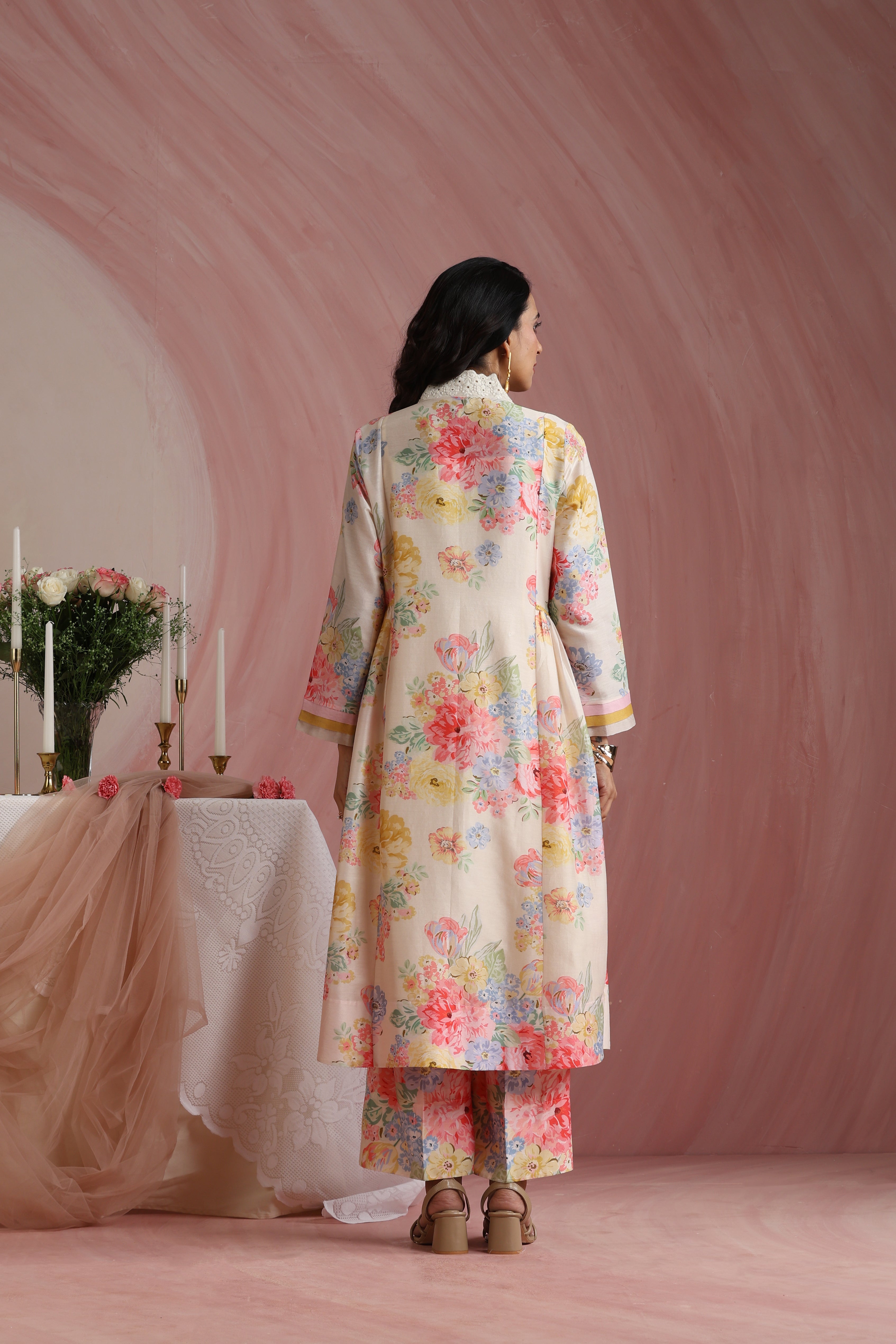 Rose Mahal Side Gathered Kurta Set