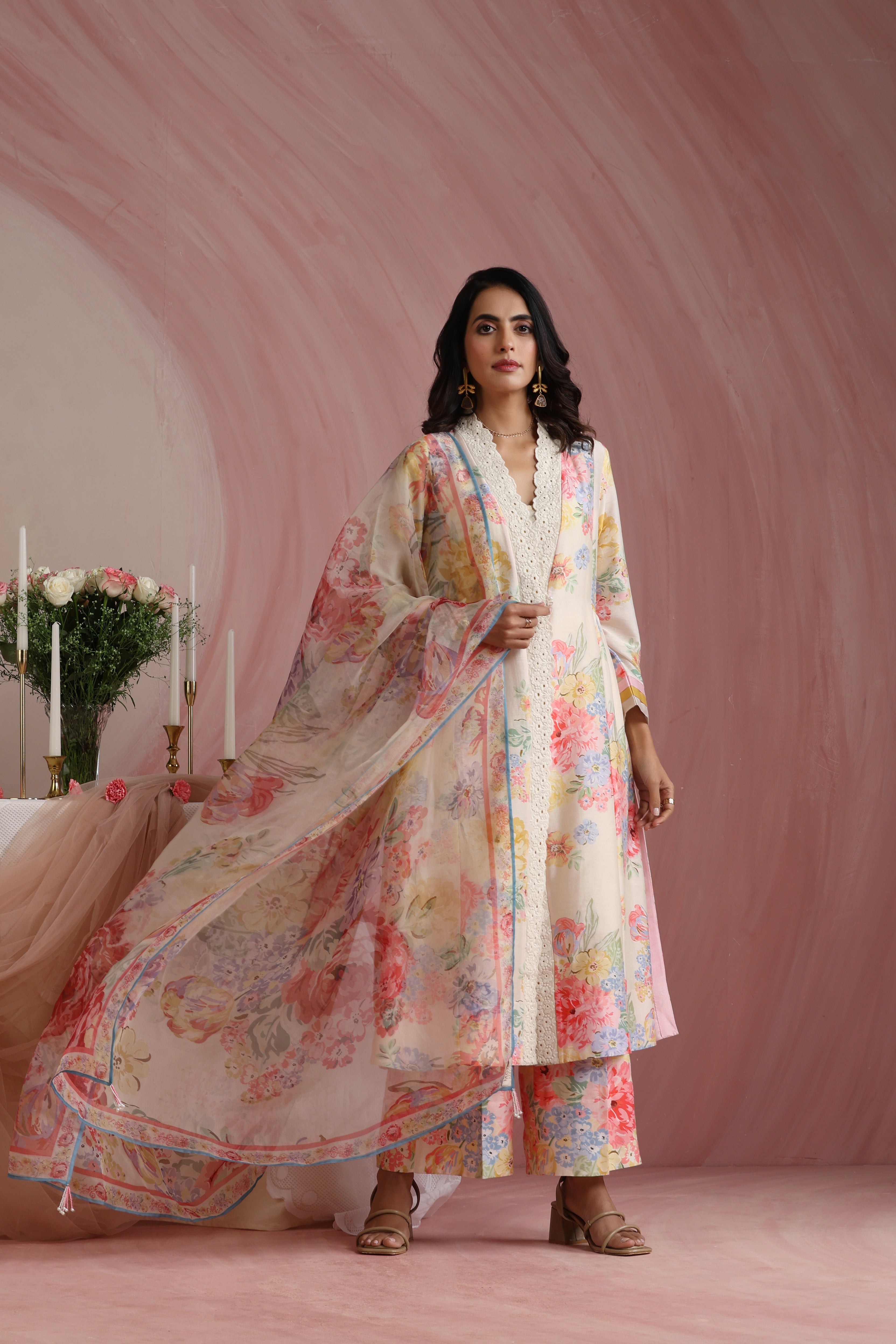 Rose Mahal Side Gathered Kurta Set