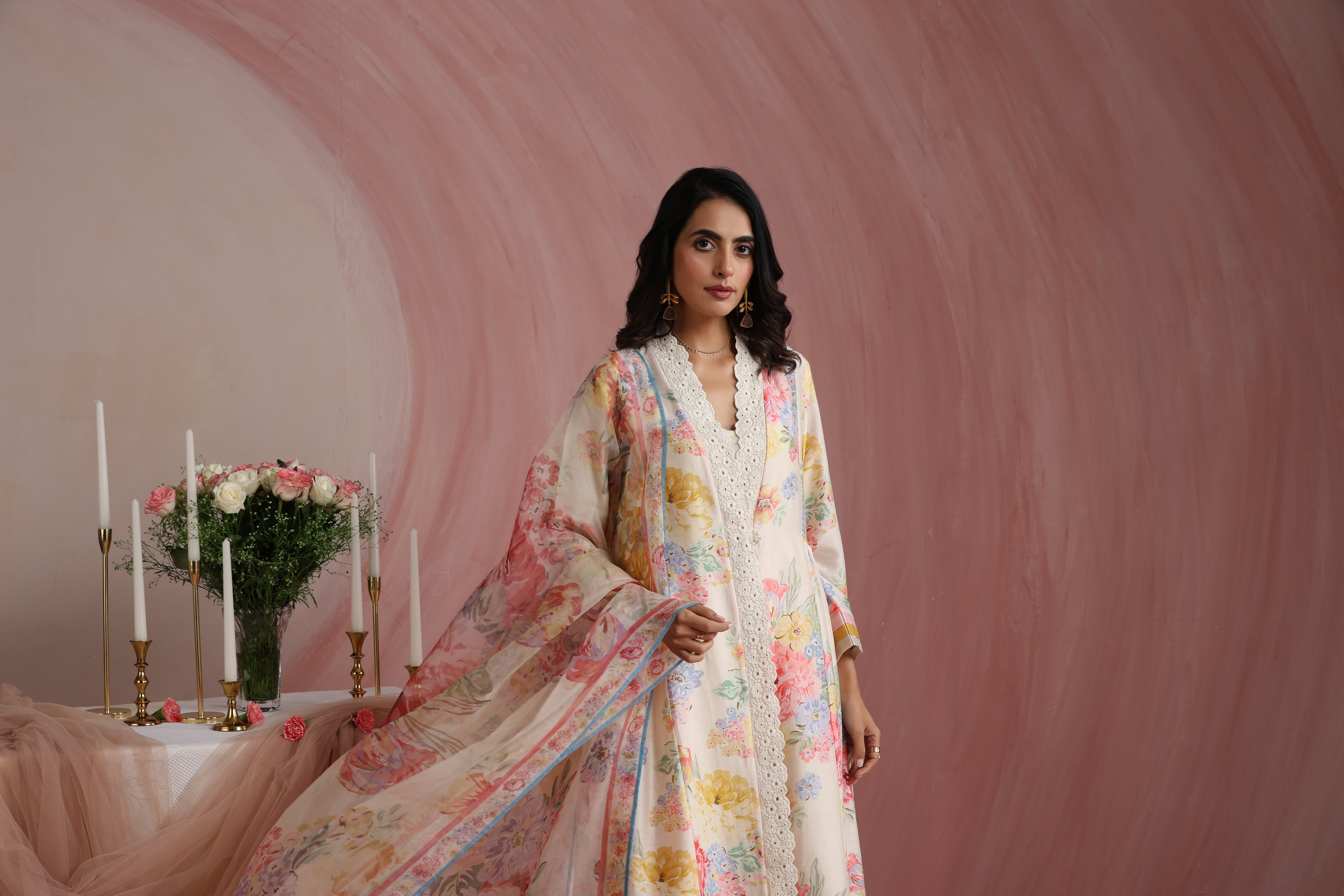 Rose Mahal Side Gathered Kurta Set