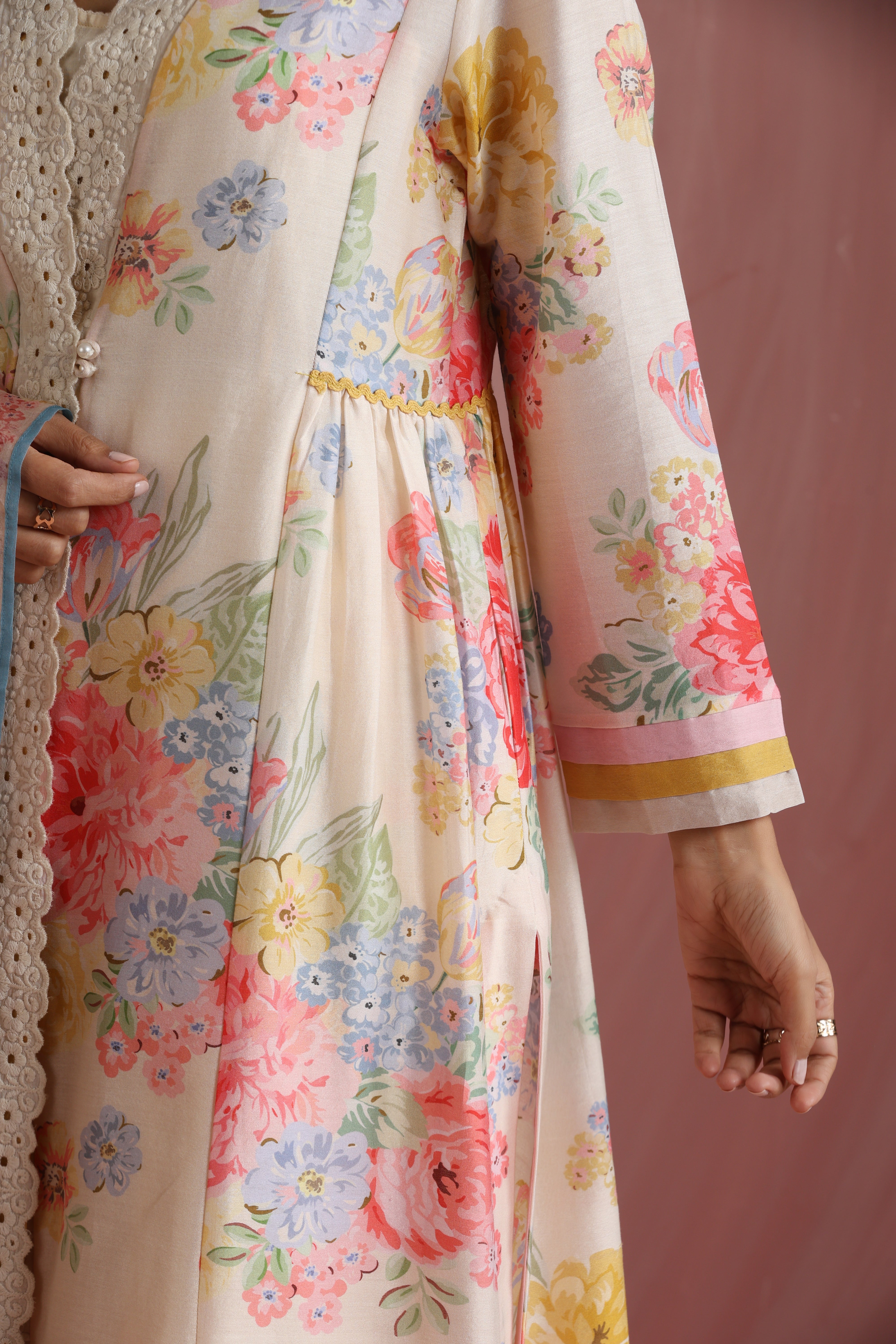 Rose Mahal Side Gathered Kurta Set