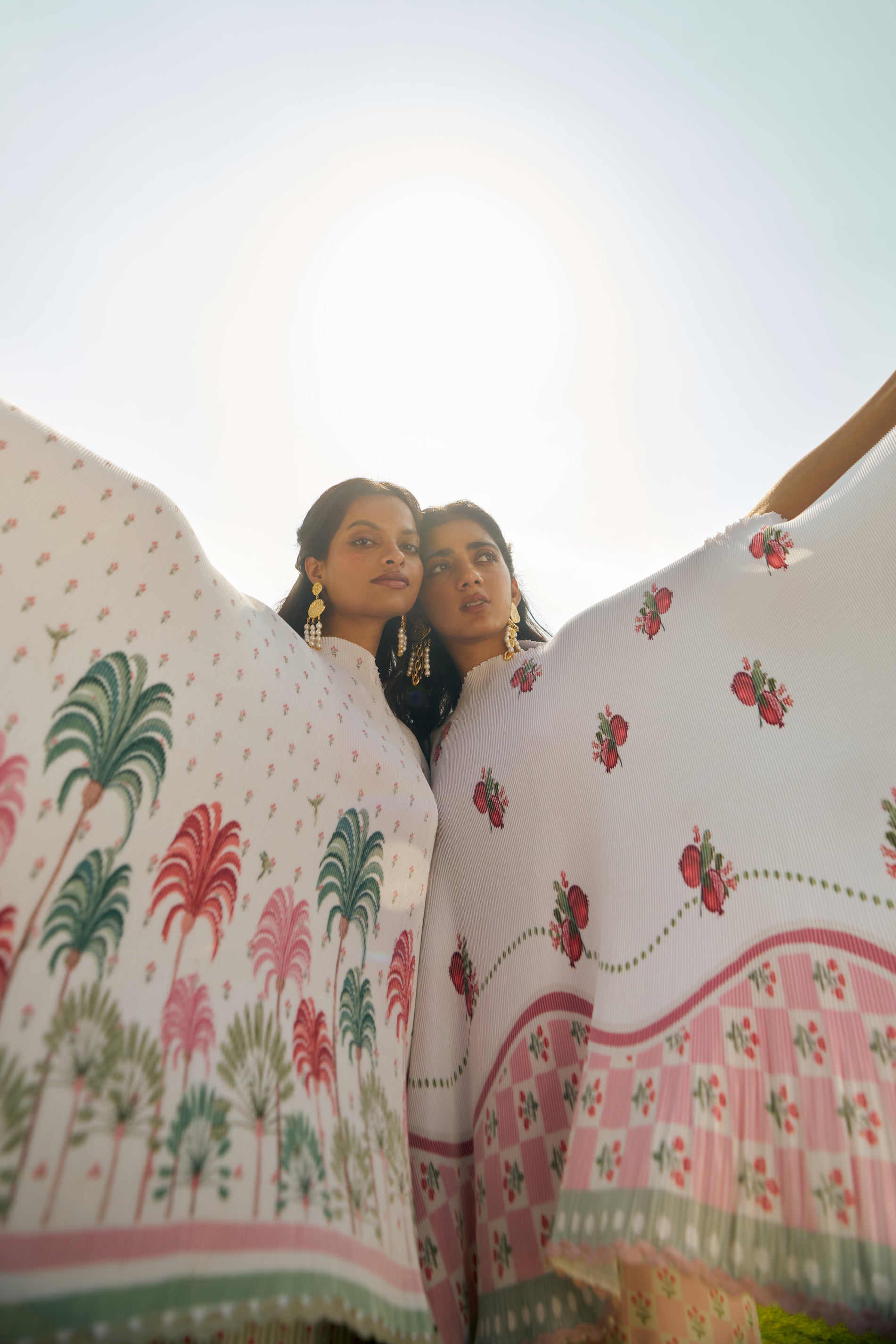 Pomme Sauvage Vanille Kimono Cape and Trouser co-ord set