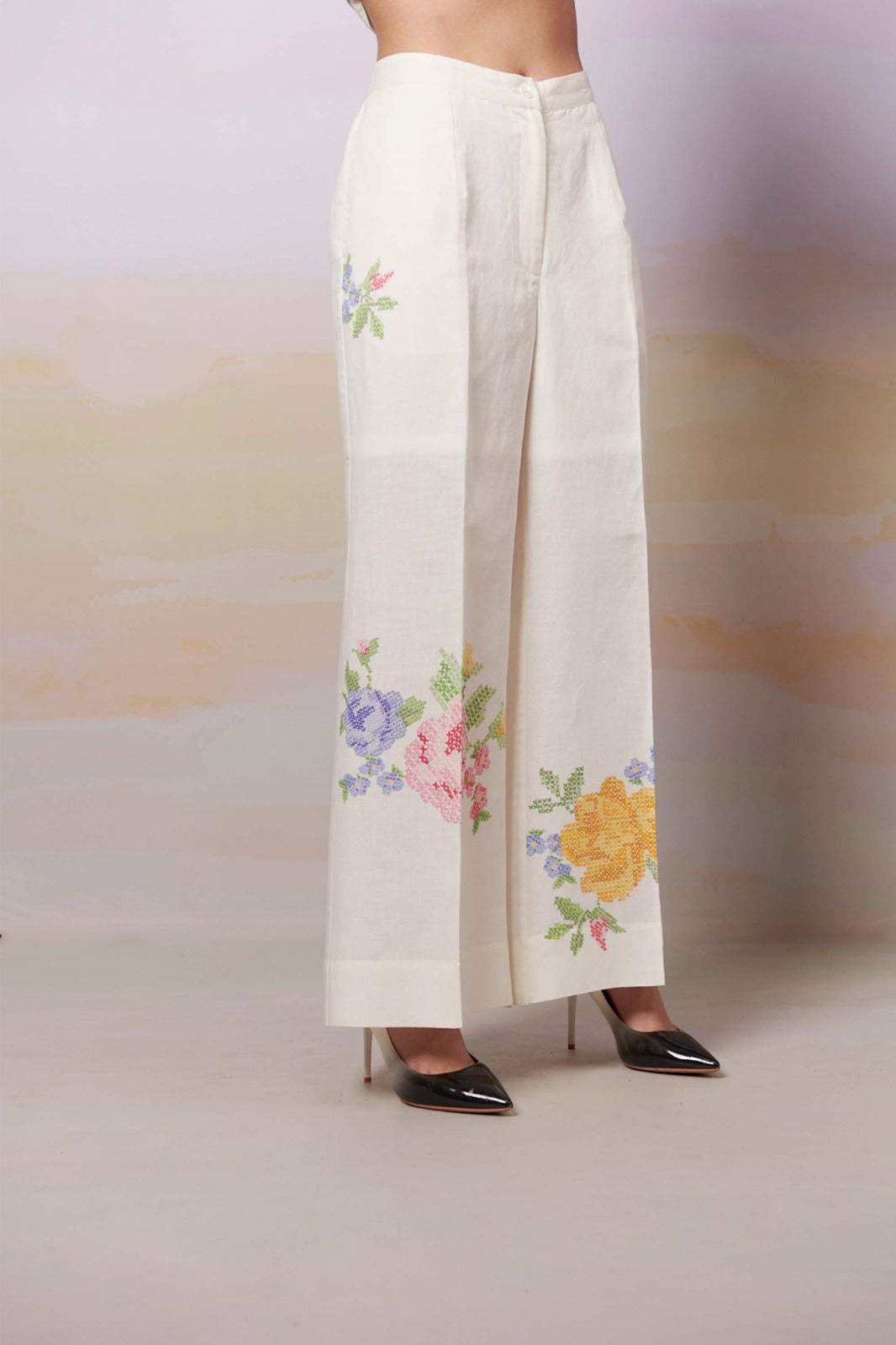 Ruffle Trausers Roses Stop & Smell The Roses – Moh India
