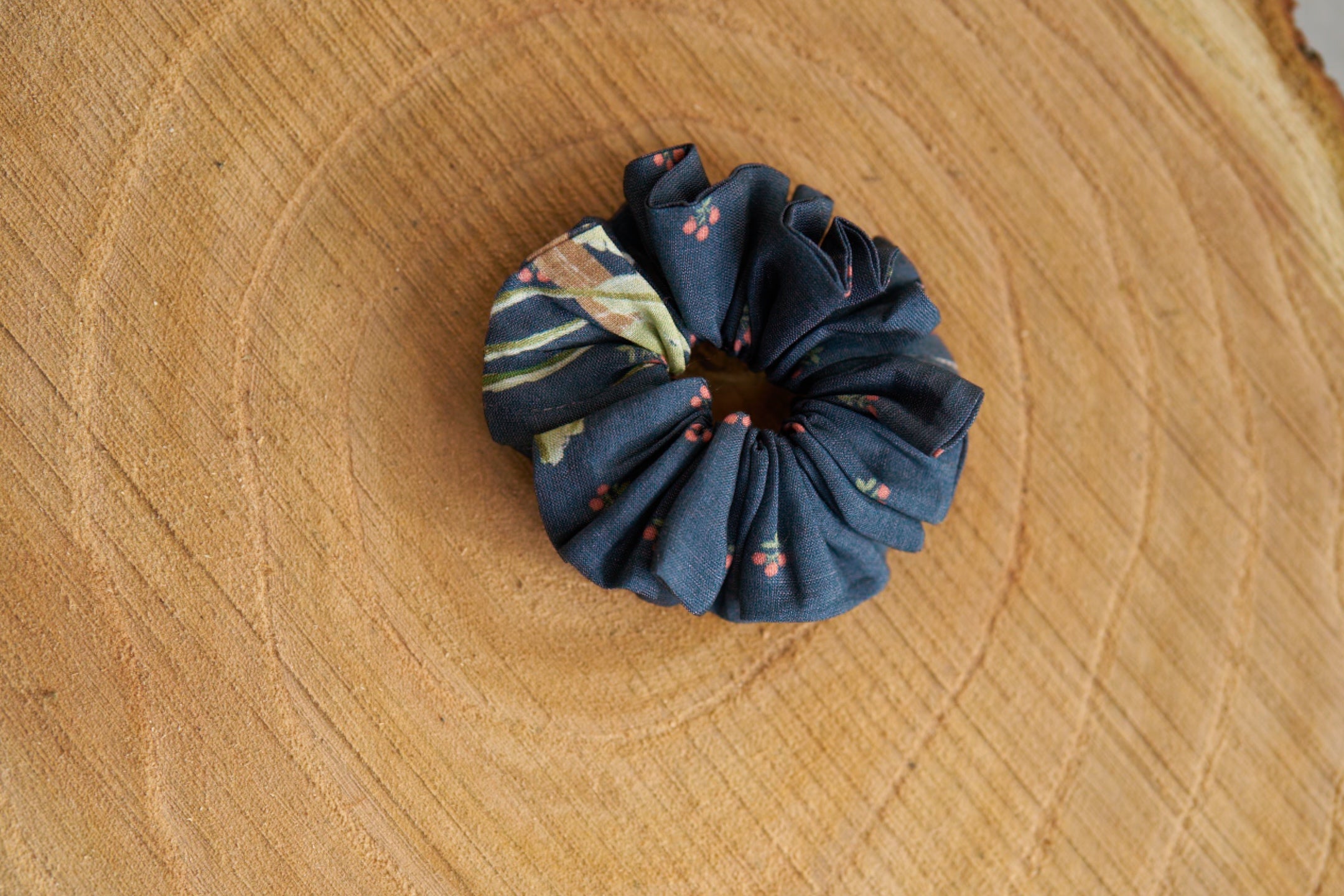 Pampas Palm  Scrunchies