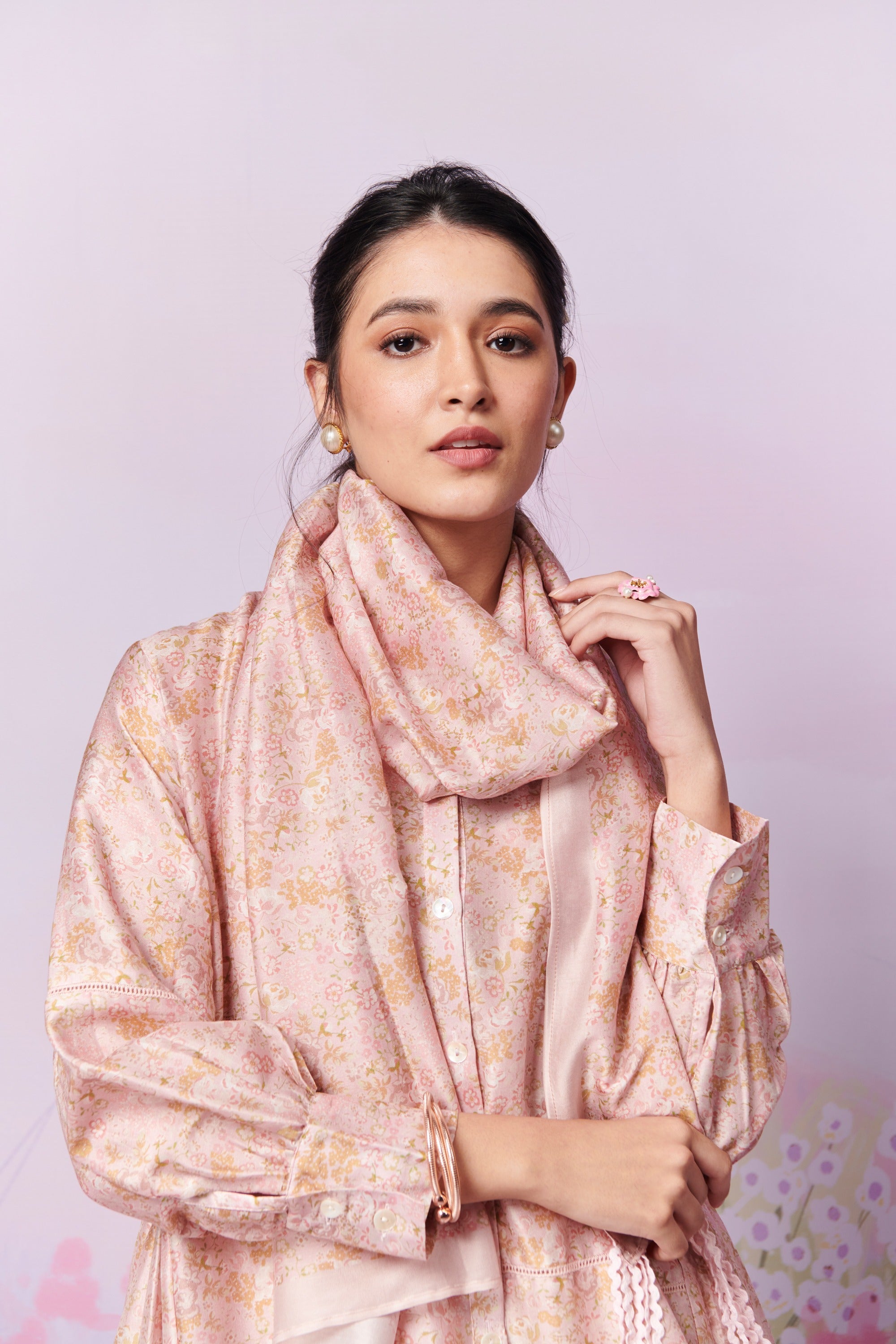 Petite Blooms Kurta and Trousers co-ord set with stole