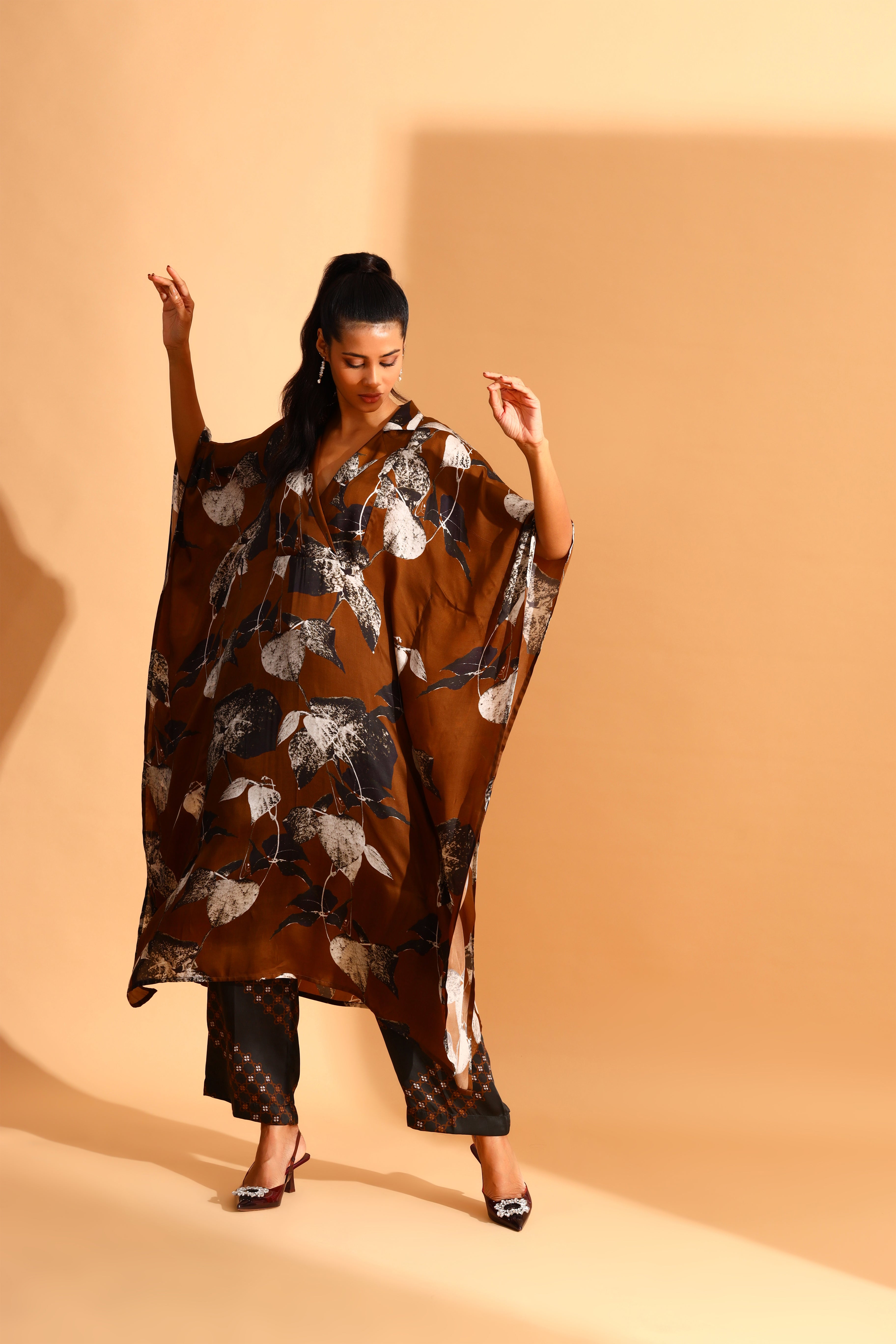 QUEEN OF BLOOM KAFTAN