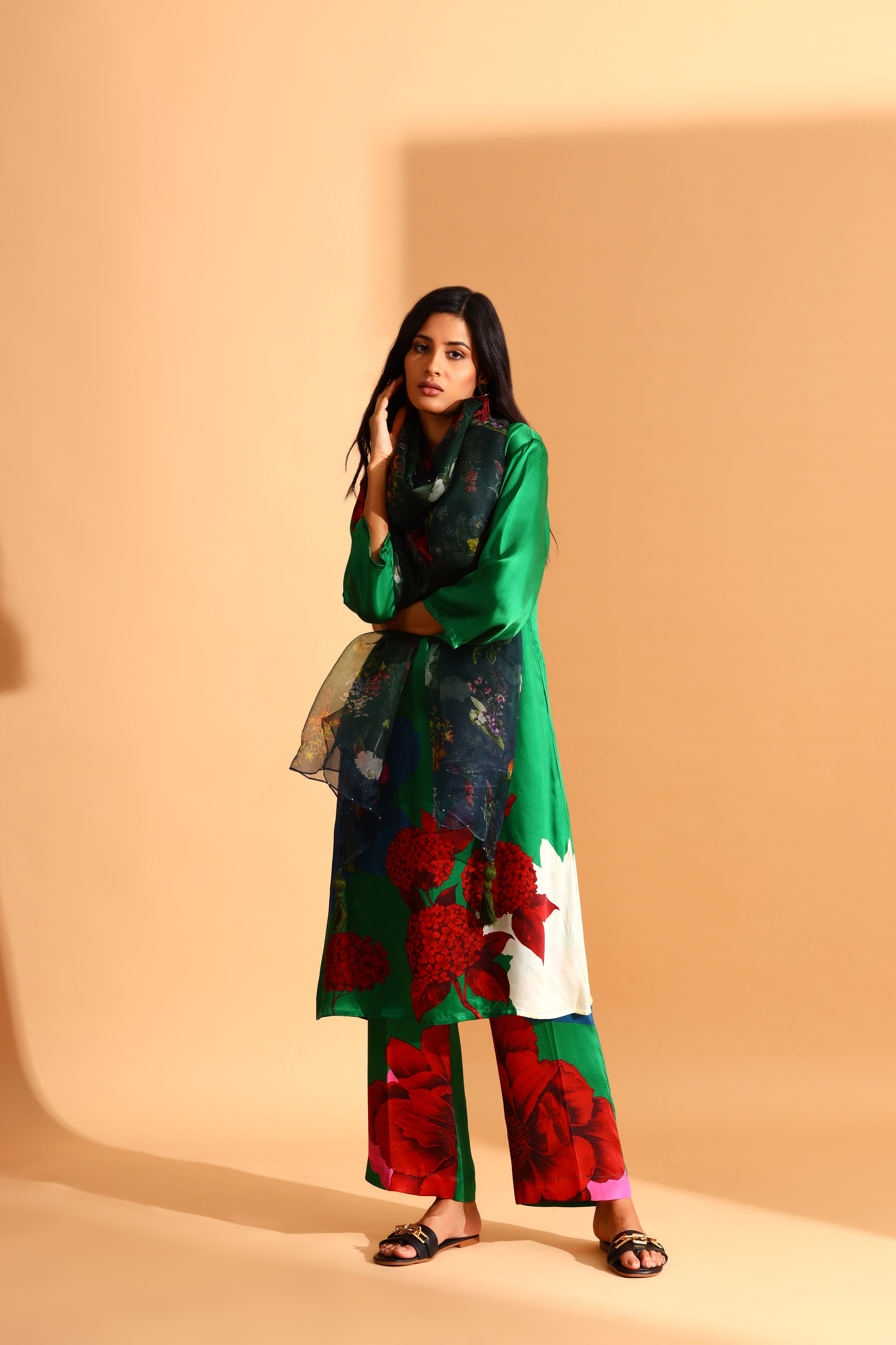 EVERGREEN KURTA & TROUSERS CO-ORDS SET